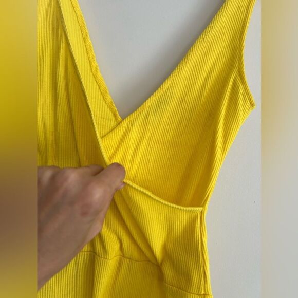 Zara Trafaluc Yellow Front Cross Bodysuit - Picture 4 of 14
